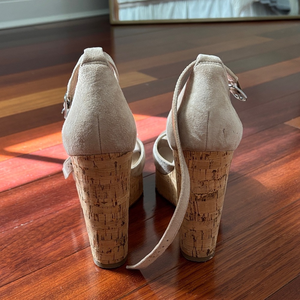 Steve Madden Beige Wedge Sandals - Picture 3 of 3